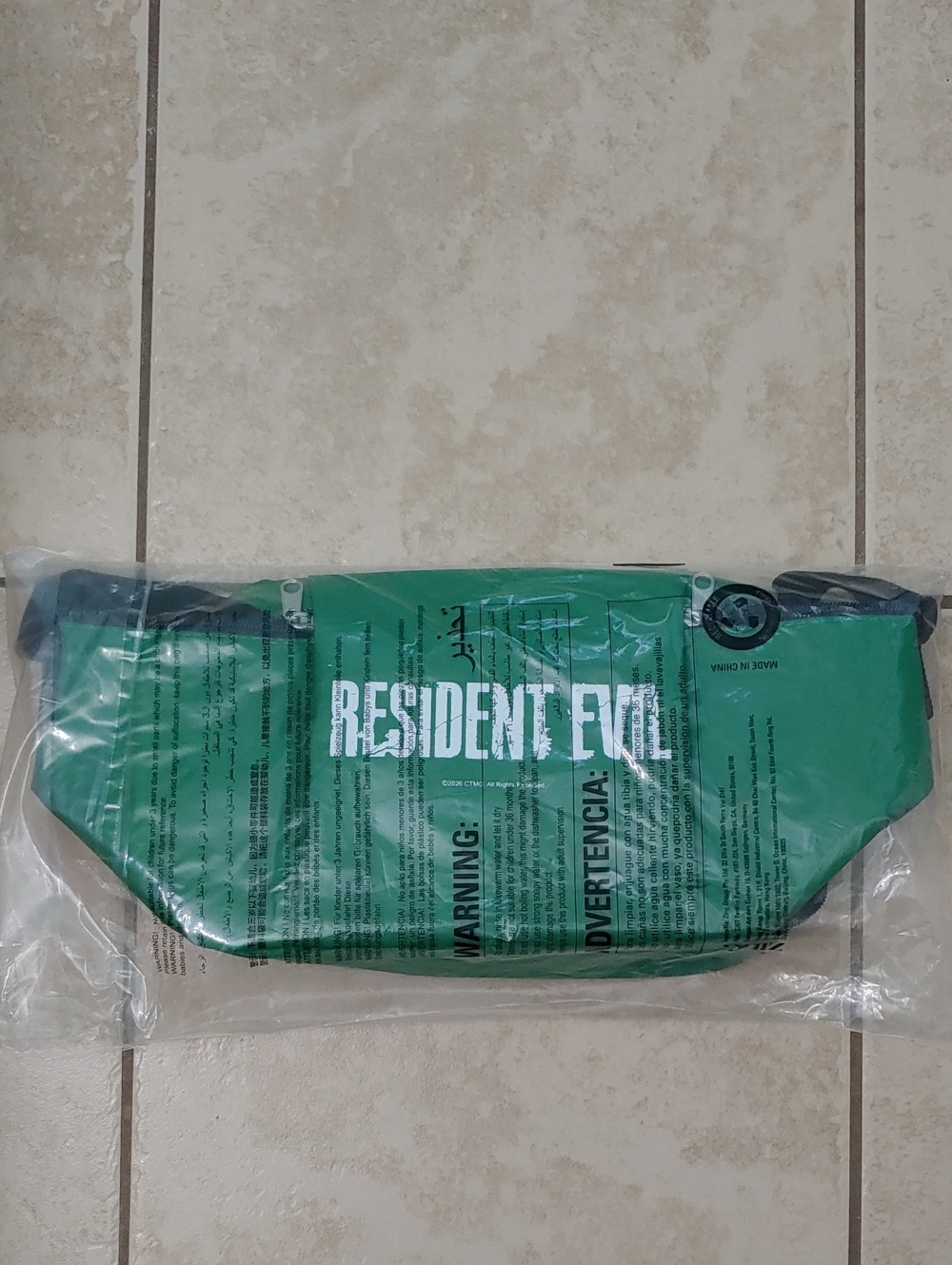 Resident Evil 2026 Popcorn Bucket NWT Green Insulated Medical Courier Organ Bag